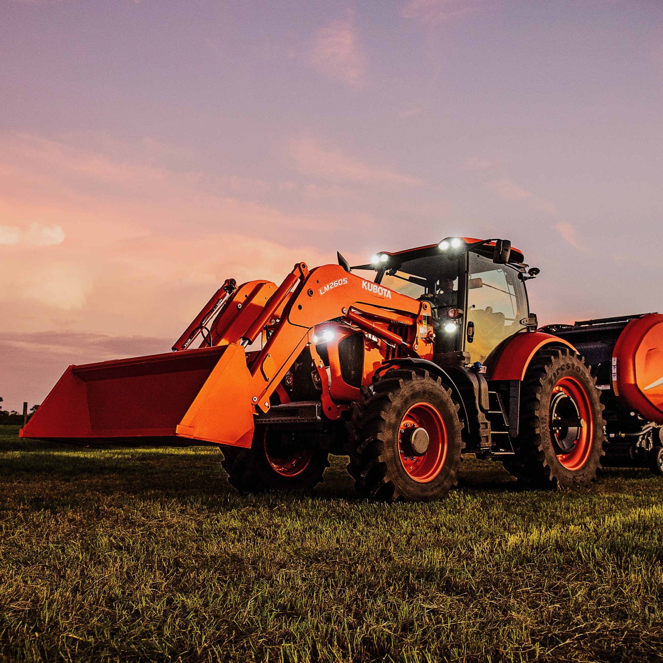 Kubota M7-154 Deluxe Tractor
