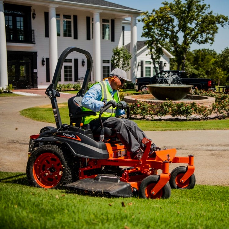 Kubota Z422KWTNC 60 inch zero turn mower